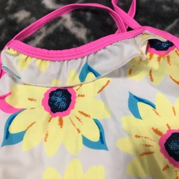 Sun flower 1pc swimsuit - Picture 2 of 3